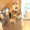 Fully equipped flat, 2 bedrooms, FREE car parking.