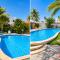 Casalina Garden 2 blocks to Palm Beach & Kitesurfing school