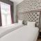 The Beverley Hotel London - Victoria