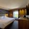 Pittsburgh Airport Inn and Suites