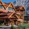 Moose Hotel and Suites