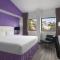 Commodore Suites, SureStay Collection by Best Western