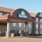 Days Inn & Suites by Wyndham Thunder Bay