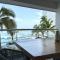 Wake Up to Ocean Views and Complimentary Breakfast