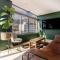Bree Street Gem - Table Mountain Views and Balcony