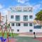Apartamentos Varadero on the beach