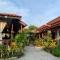 K Khan Private Garden Home - Chiang Khan Walking Street