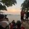 12 Monks - Beachfront Hostel