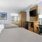 Quality Inn & Suites Greenville - Haywood Mall