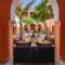 Riad Amina