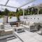 Palm & Sun Family Villa