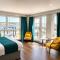 Pinnacle Suites Hotel