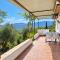Rural cottage VINCENT van Gogh, with spectacular pool & OPTIONAL private 6 guests jacuzzi