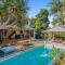 Away Guesthouse- Away on Shirley Lane