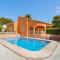 Villa Fresa Blanca by Villa Plus