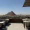 Crowne Pyramids View inn