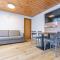 First Apartment - Aare Jungfrau AG