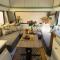 Camper bei Therme Erding - Bauernhof & Vanlife