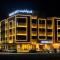 Amaris Hotel