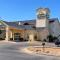 Lubbock West Inn & Suites