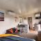 Stunted Totara, Unit 4