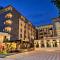 Embryo Hotel 