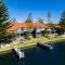 Mariners Cove Waterfront Motel and Apartments