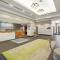 Hampton Inn by Hilton Winnipeg