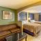 Quality Suites Sherman