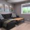 Modern 1BR City Centre Apt - Sleeps 4