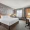 Best Western Plus Burlington Inn & Suites