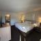 Howard Johnson by Wyndham Downtown Kamloops