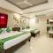Treebo Shree Sai Suites - 2km from Mahalaxmi Temple