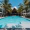 Casa Beach Hotel "Casa Del Mar"