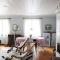 1800's Townhouse