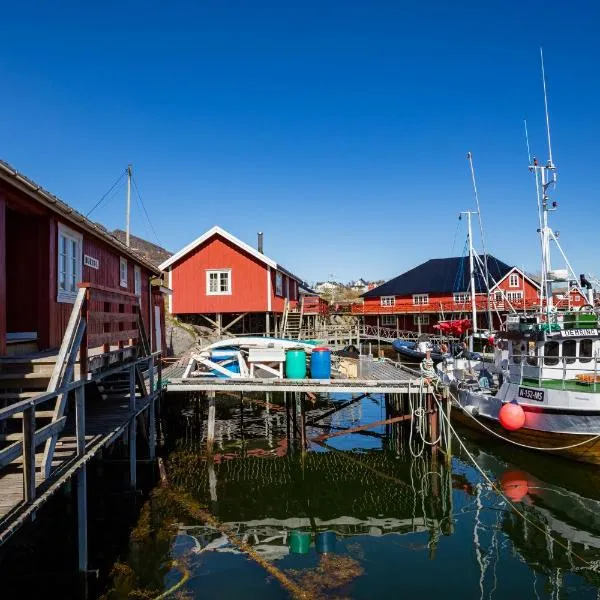 The Tide - Rorbuer, hotel in Sørvågen