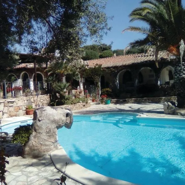 Villa Adriana - Torre delle Stelle - mini appartamenti - Cagliari Villasimus Sardegna, hotel in Torre delle Stelle
