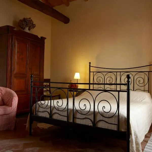 Cascina Scanna, hotel Ozzeróban