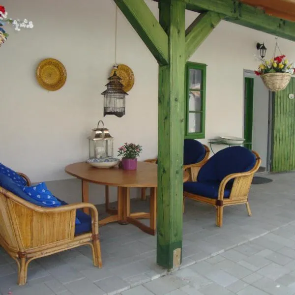 Ferienhaus Somloi Sellö – hotel w mieście Somlószőlős