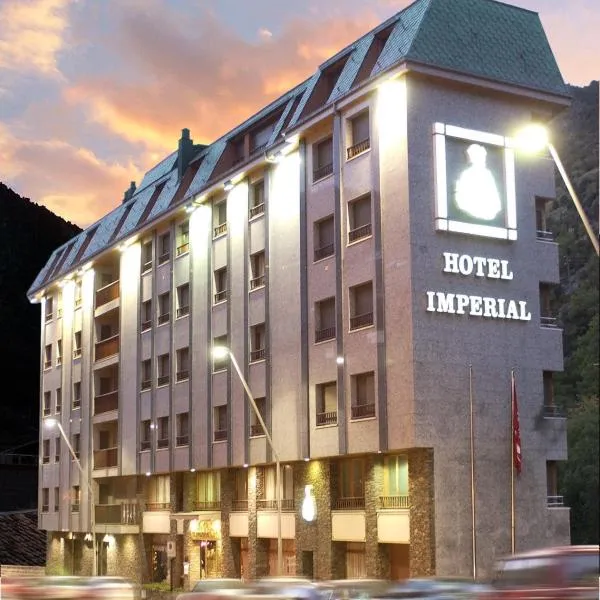 Yomo Imperial, hotel v destinaci Aixovall