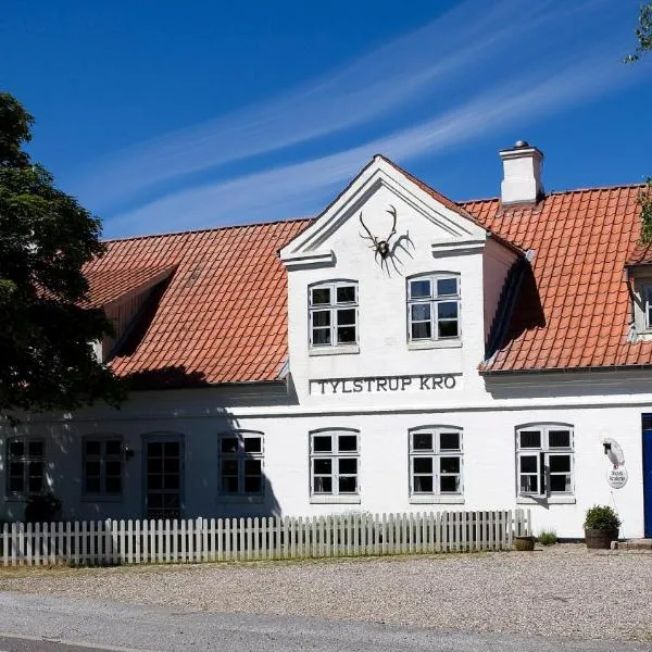Tylstrup Kro og Motel, hotel v destinaci Tylstrup