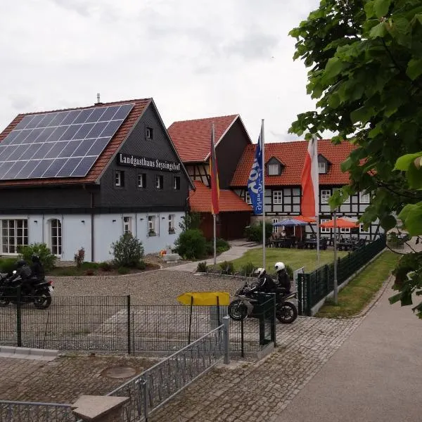 Landgasthaus zum Seysingshof، فندق في Bad Colberg