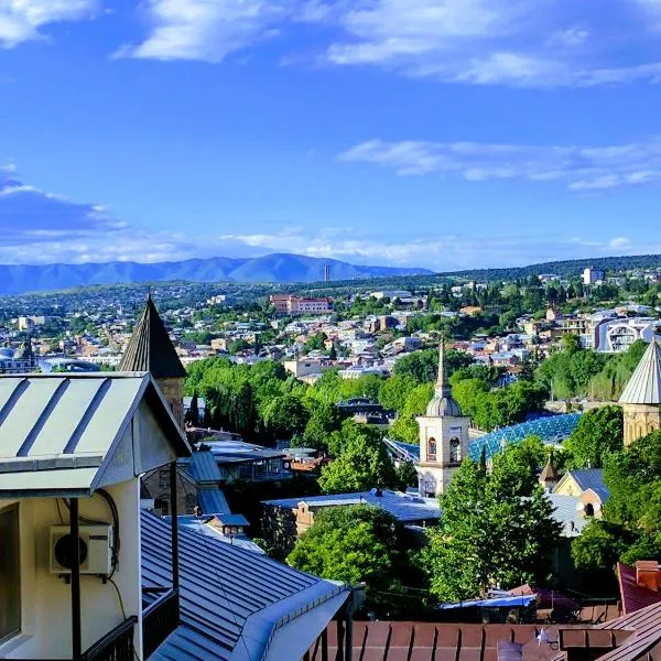 Check Point Hotel – hotel w mieście Tpilisi