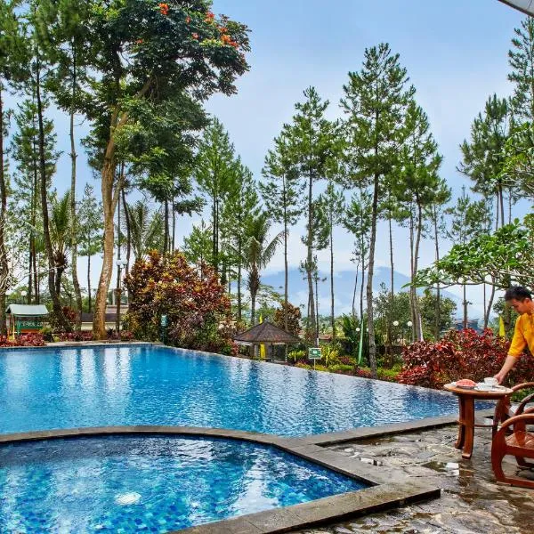 Jambuluwuk Convention Hall & Resort Puncak, hotel v destinaci Puncak