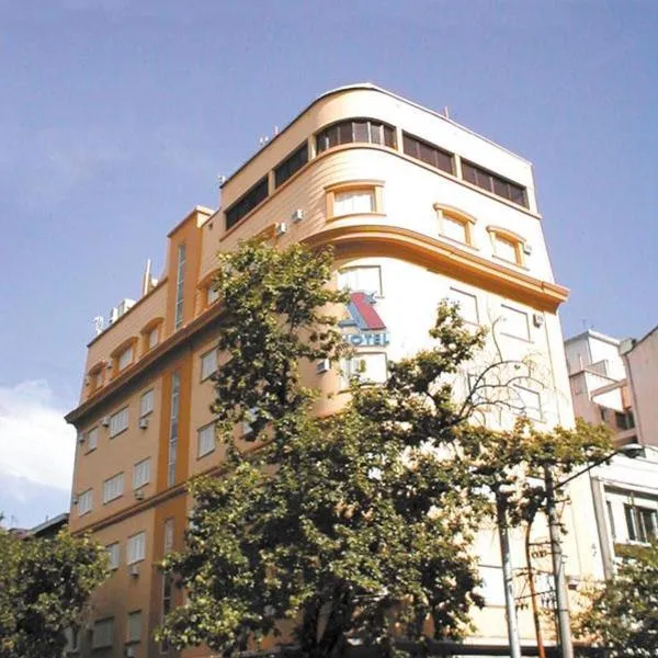Alcor Hotel, hotell i Mendoza