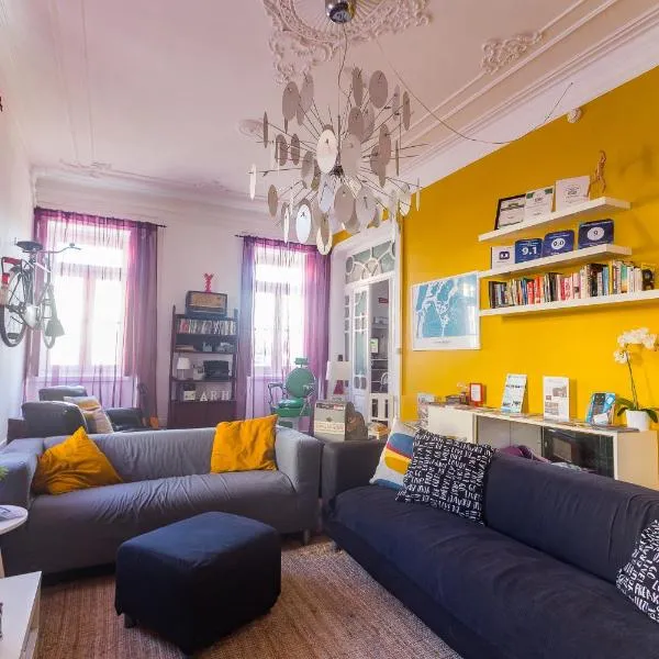 Aveiro Rossio Hostel, hotel v destinaci Aveiro
