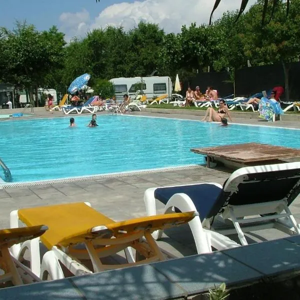 Campeggio Amici di Lazise, hotel u gradu Lazise