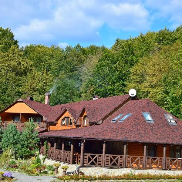 Zelena Sadyba, hotel in Kostryna