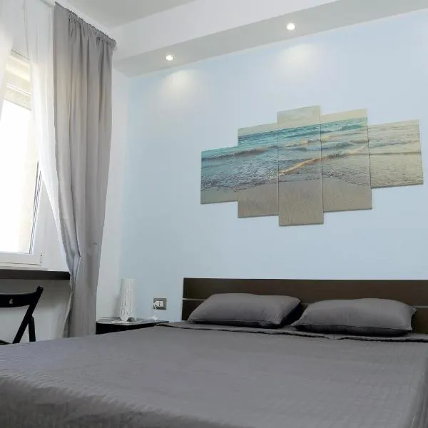 Rooms La Perla Del Mare, hotel in Margherita di Savoia