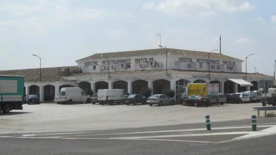 Antolin Guest House, hotel in Casas de Benítez